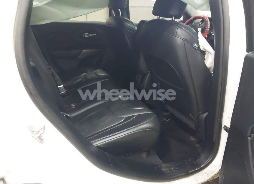 Photo 8 of 2019 Jeep Cherokee LIMITED 4X4 (VIN 1C4PJMDN9KD169616)