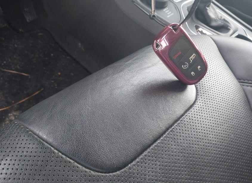 Photo 11 of 2020 Jeep Cherokee HIGH ALTITUDE 4X4 (VIN 1C4PJMDN9LD548455)