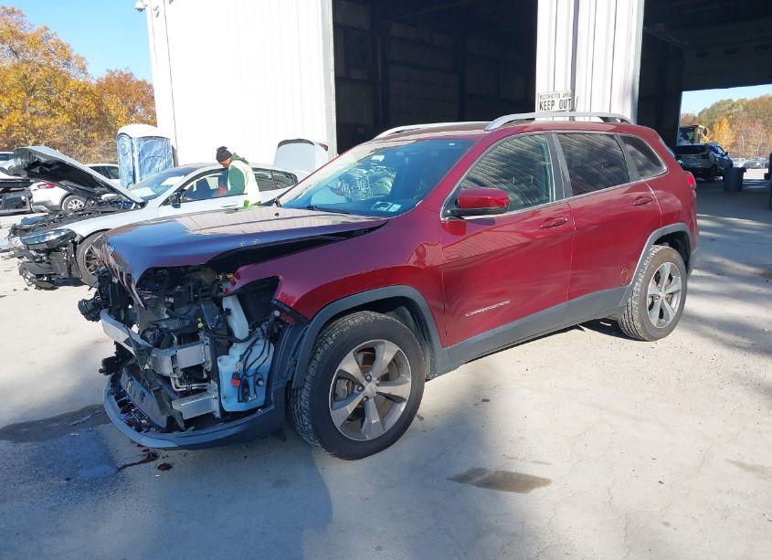 Photo 2 of 2019 Jeep Cherokee LIMITED 4X4 (VIN 1C4PJMDNXKD117637)