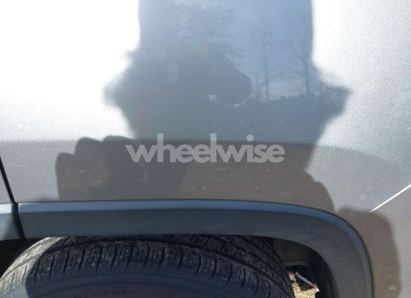 Photo 6 of 2014 Jeep Cherokee LIMITED (VIN 1C4PJMDS0EW210150)