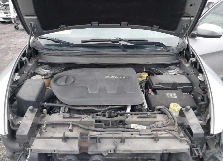 Photo 10 of 2014 Jeep Cherokee LIMITED (VIN 1C4PJMDS0EW254763)