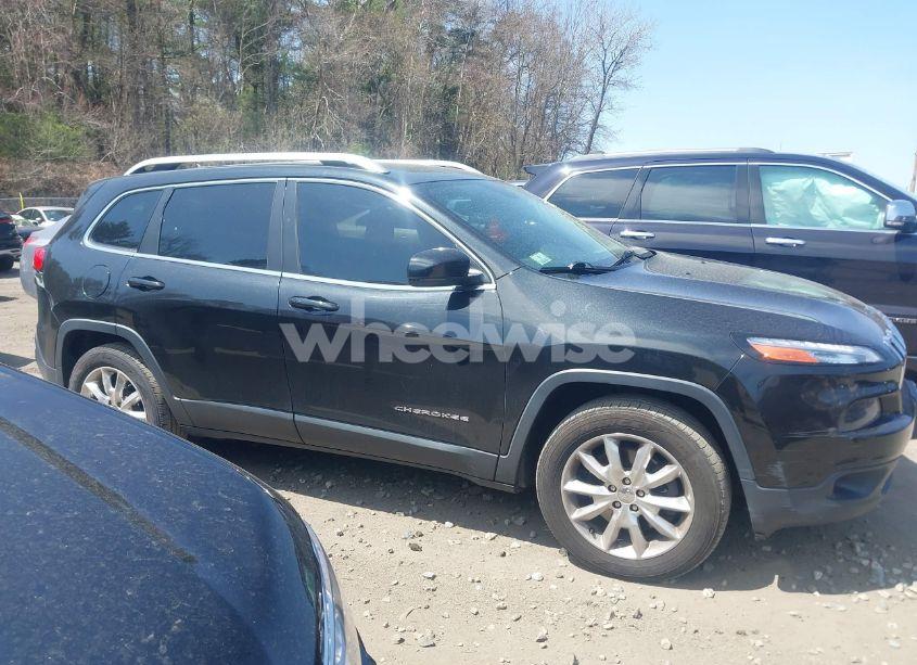 Photo 13 of 2015 Jeep Cherokee LIMITED (VIN 1C4PJMDS0FW524432)