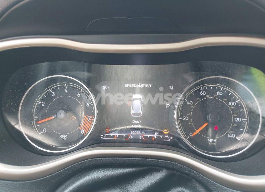 Photo 7 of 2015 Jeep Cherokee LIMITED (VIN 1C4PJMDS0FW790064)