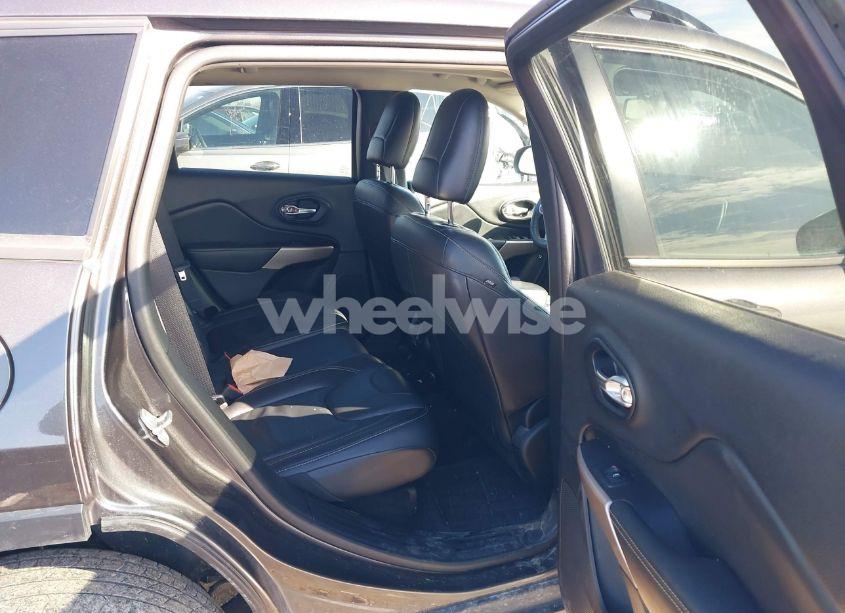 Photo 8 of 2017 Jeep Cherokee HIGH ALTITUDE 4X4 (VIN 1C4PJMDS0HW647733)