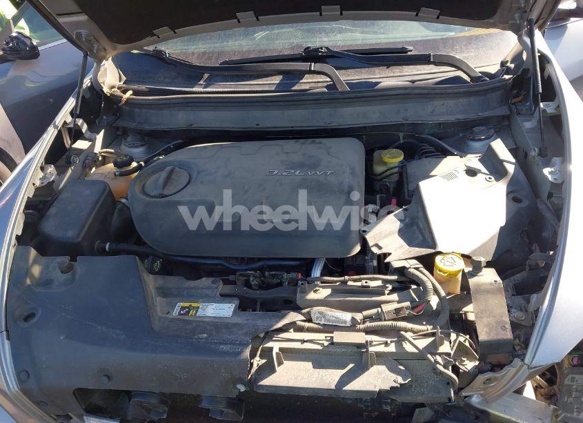 Photo 10 of 2014 Jeep Cherokee LIMITED (VIN 1C4PJMDS1EW187025)