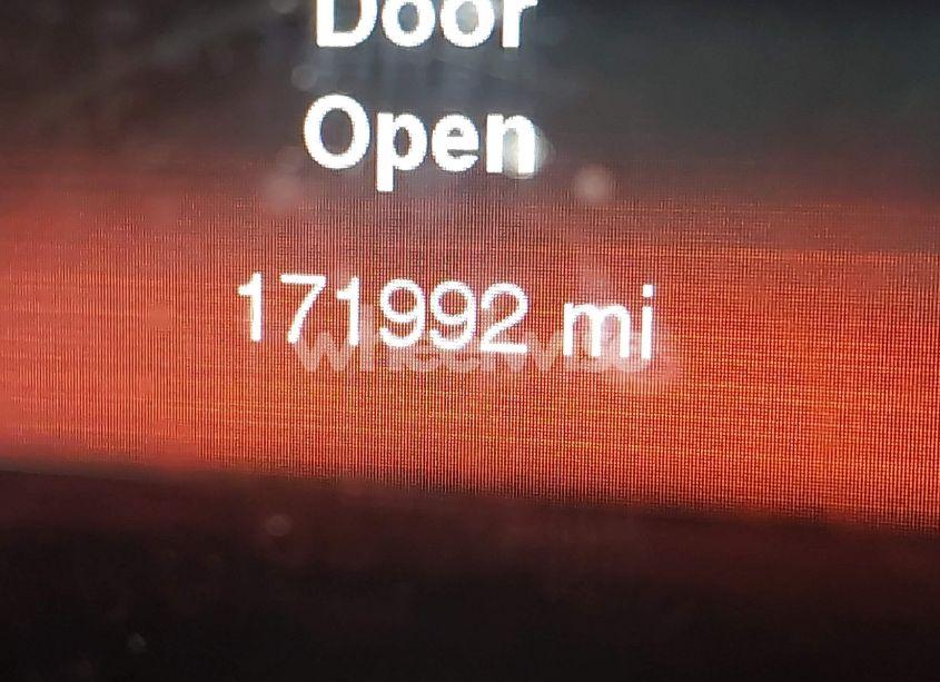 Photo 15 of 2015 Jeep Cherokee LIMITED (VIN 1C4PJMDS1FW551185)