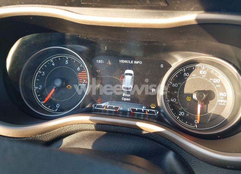 Photo 7 of 2016 Jeep Cherokee LIMITED (VIN 1C4PJMDS1GW231057)