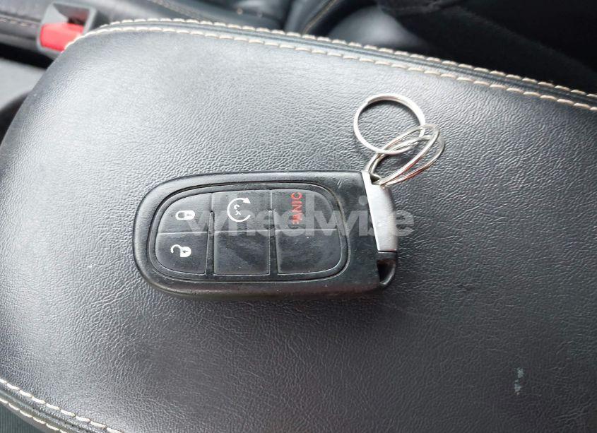 Photo 11 of 2017 Jeep Cherokee LIMITED 4X4 (VIN 1C4PJMDS1HW505617)