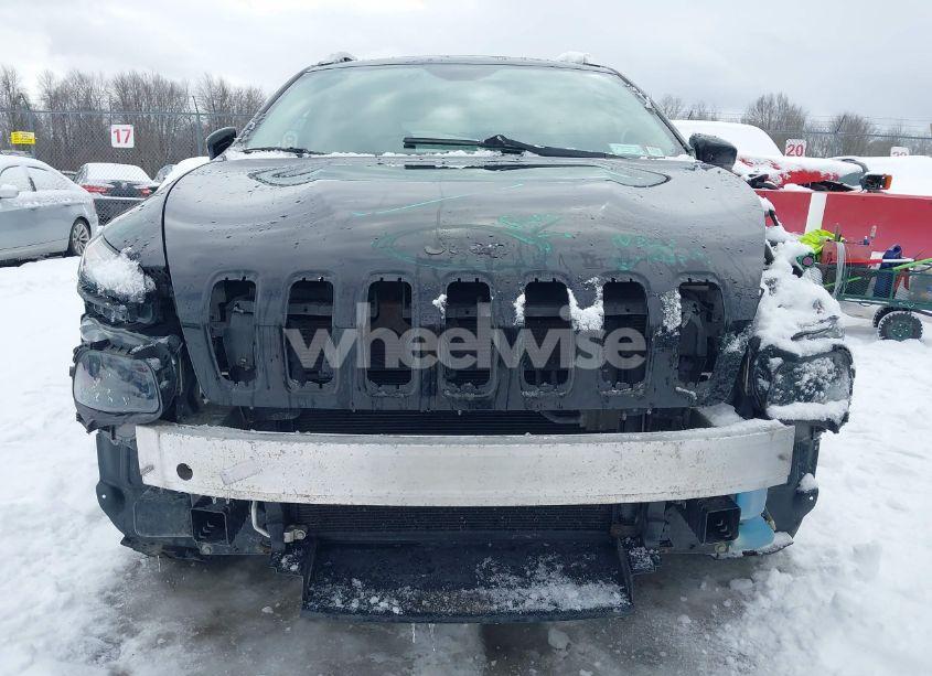 Photo 6 of 2017 Jeep Cherokee LIMITED 4X4 (VIN 1C4PJMDS1HW505617)