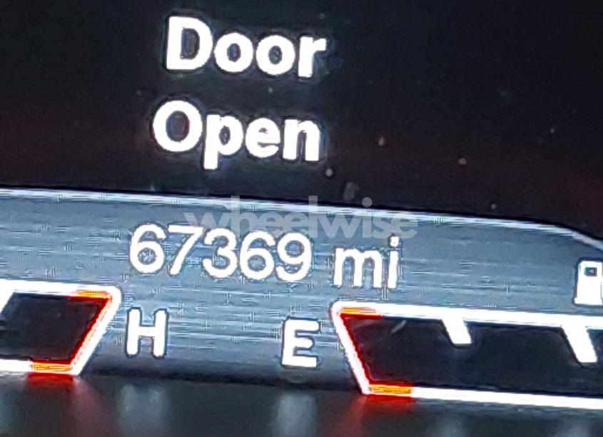 Photo 15 of 2017 Jeep Cherokee LIMITED 4X4 (VIN 1C4PJMDS1HW564120)