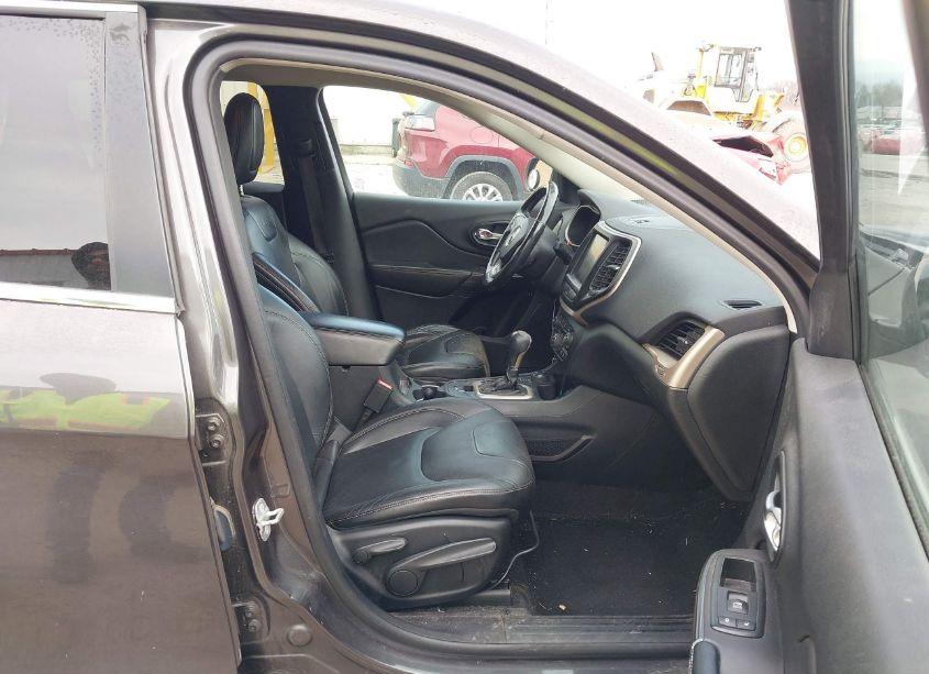 Photo 5 of 2014 Jeep Cherokee LIMITED (VIN 1C4PJMDS2EW193352)