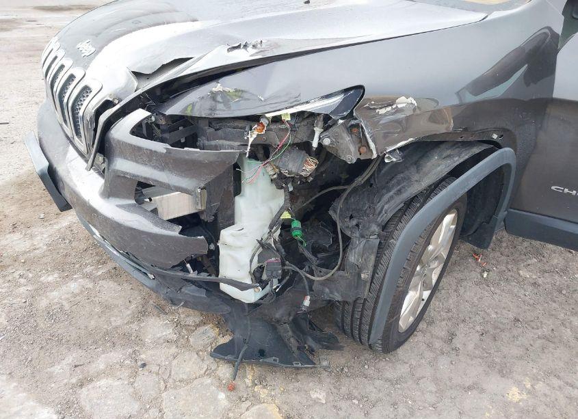 Photo 6 of 2014 Jeep Cherokee LIMITED (VIN 1C4PJMDS2EW193352)