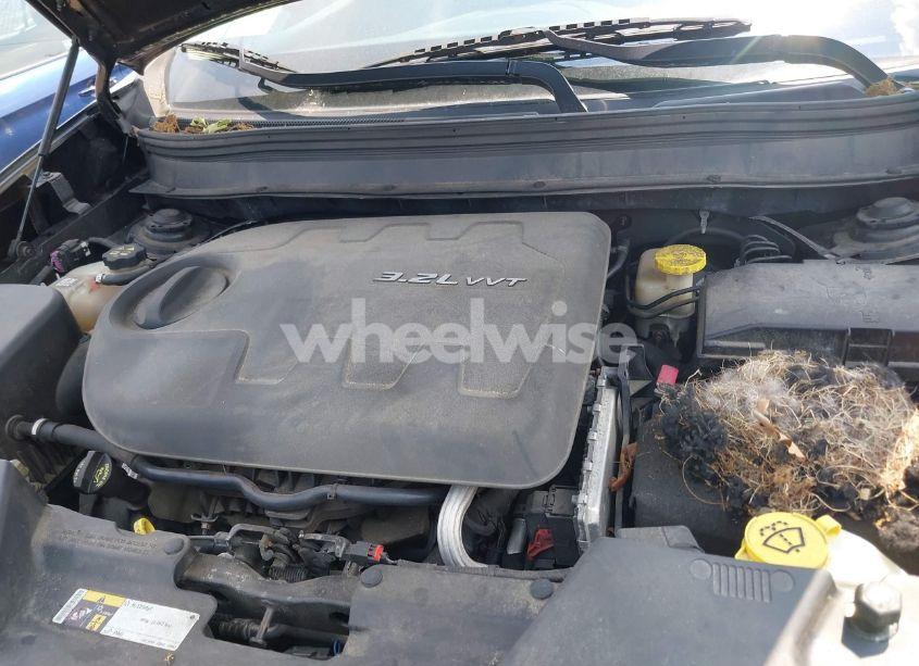 Photo 10 of 2014 Jeep Cherokee LIMITED (VIN 1C4PJMDS2EW247443)