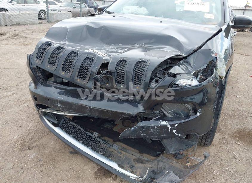 Photo 6 of 2014 Jeep Cherokee LIMITED (VIN 1C4PJMDS2EW255820)
