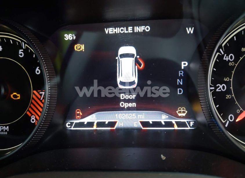 Photo 15 of 2015 Jeep Cherokee LIMITED (VIN 1C4PJMDS2FW523010)