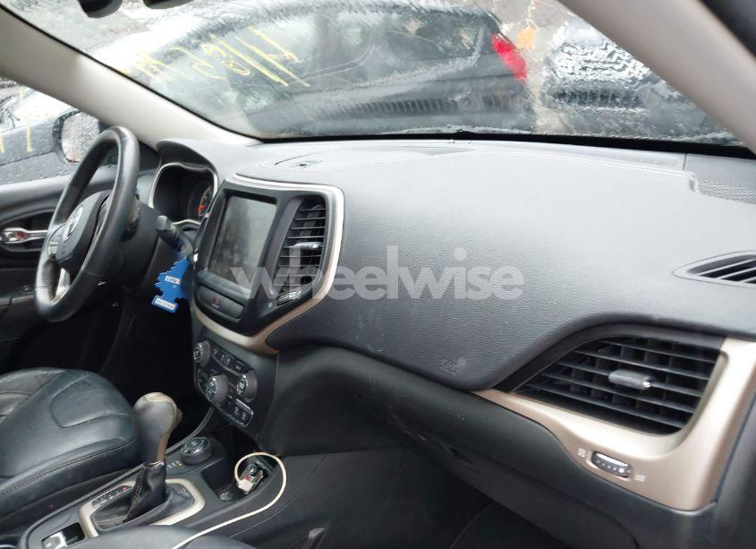 Photo 5 of 2015 Jeep Cherokee LIMITED (VIN 1C4PJMDS2FW523010)