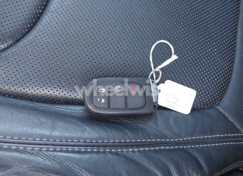 Photo 11 of 2015 Jeep Cherokee LIMITED (VIN 1C4PJMDS2FW523024)