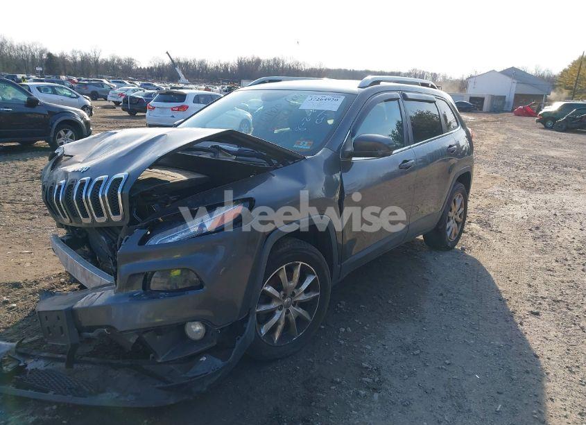 Photo 2 of 2015 Jeep Cherokee LIMITED (VIN 1C4PJMDS2FW604136)