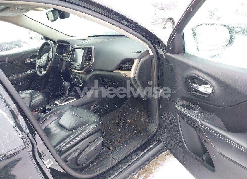 Photo 5 of 2016 Jeep Cherokee LIMITED (VIN 1C4PJMDS2GW145479)