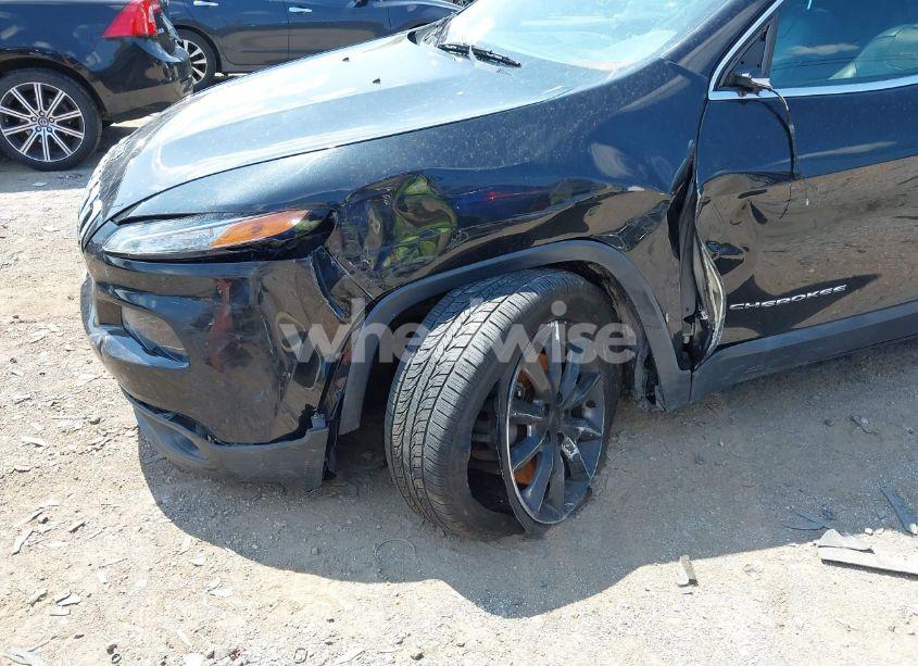 Photo 6 of 2016 Jeep Cherokee LIMITED (VIN 1C4PJMDS2GW228619)