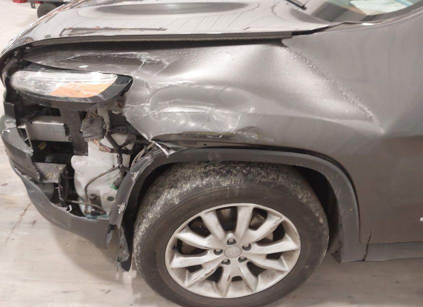 Photo 19 of 2016 Jeep Cherokee LIMITED (VIN 1C4PJMDS2GW234713)