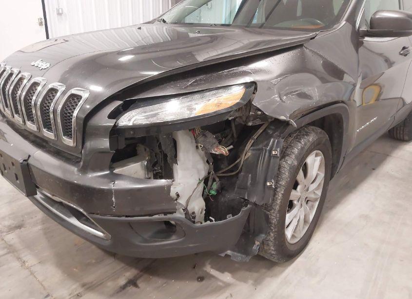 Photo 6 of 2016 Jeep Cherokee LIMITED (VIN 1C4PJMDS2GW234713)