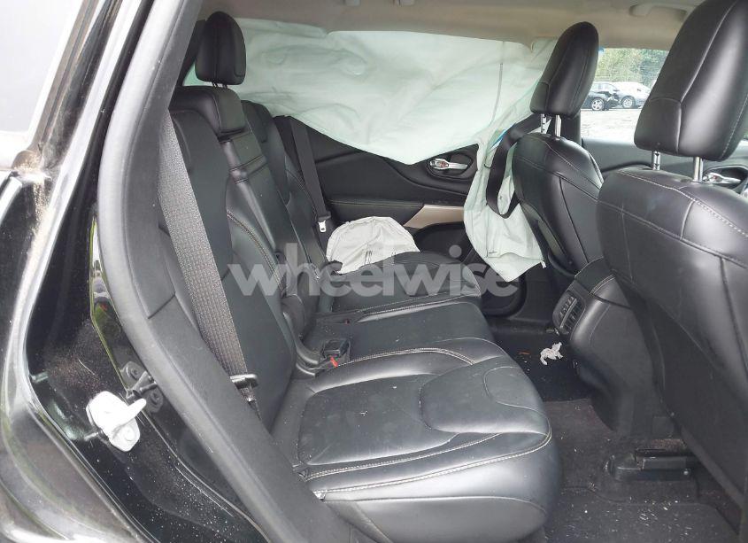 Photo 8 of 2017 Jeep Cherokee HIGH ALTITUDE 4X4 (VIN 1C4PJMDS2HW569245)