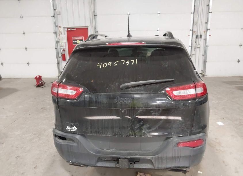 Photo 16 of 2017 Jeep Cherokee HIGH ALTITUDE 4X4 (VIN 1C4PJMDS2HW625443)