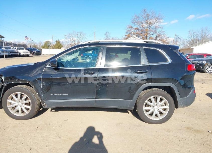 Photo 15 of 2017 Jeep Cherokee LIMITED 4X4 (VIN 1C4PJMDS2HW633476)