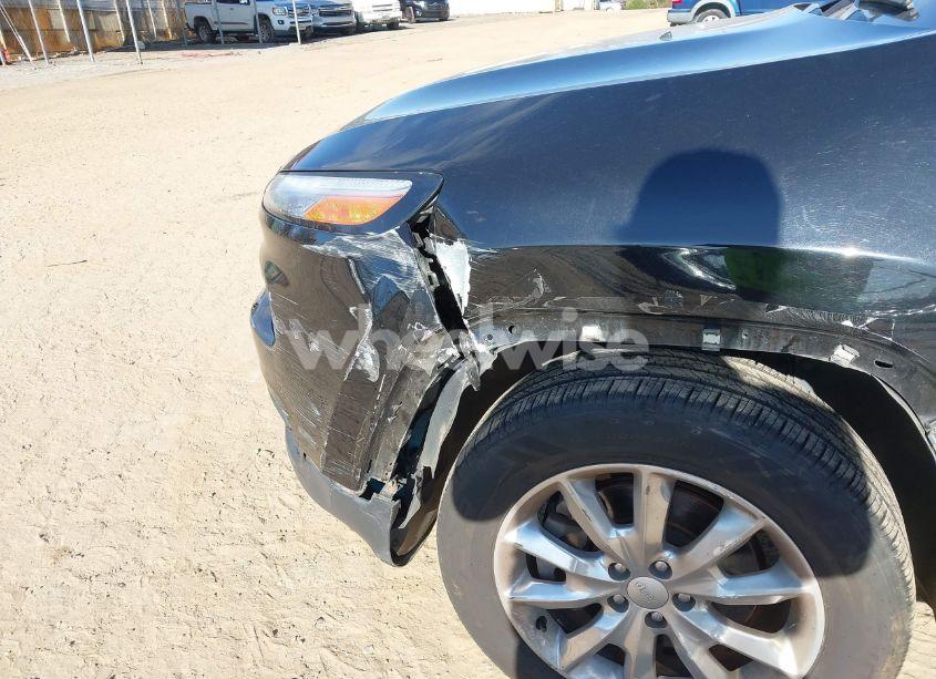 Photo 18 of 2017 Jeep Cherokee LIMITED 4X4 (VIN 1C4PJMDS2HW633476)