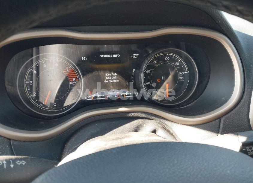 Photo 7 of 2017 Jeep Cherokee LIMITED 4X4 (VIN 1C4PJMDS2HW633476)