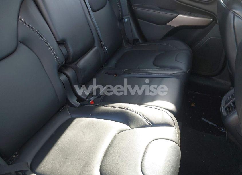 Photo 8 of 2017 Jeep Cherokee LIMITED 4X4 (VIN 1C4PJMDS2HW633476)