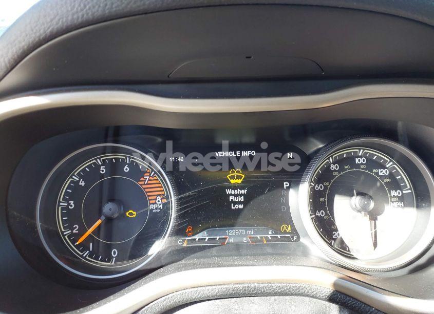 Photo 7 of 2017 Jeep Cherokee LIMITED 4X4 (VIN 1C4PJMDS2HW636670)