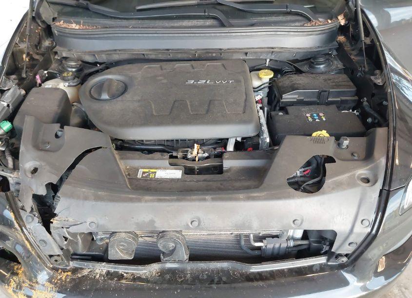 Photo 10 of 2014 Jeep Cherokee LIMITED (VIN 1C4PJMDS3EW133872)