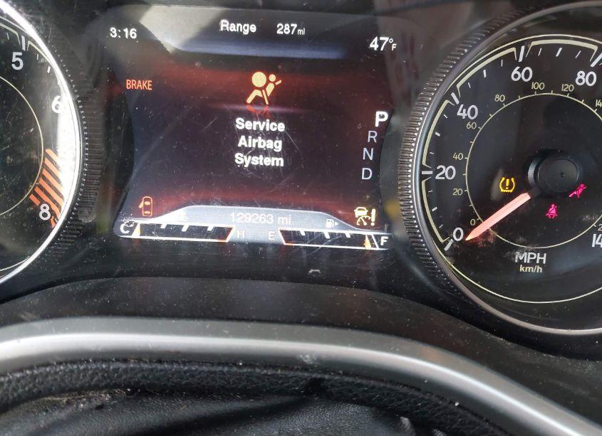 Photo 15 of 2014 Jeep Cherokee LIMITED (VIN 1C4PJMDS3EW211132)