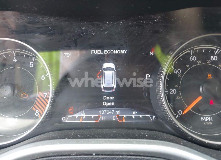 Photo 15 of 2015 Jeep Cherokee LIMITED (VIN 1C4PJMDS3FW510735)