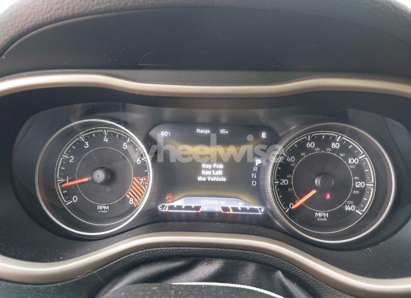 Photo 7 of 2015 Jeep Cherokee LIMITED (VIN 1C4PJMDS3FW706058)