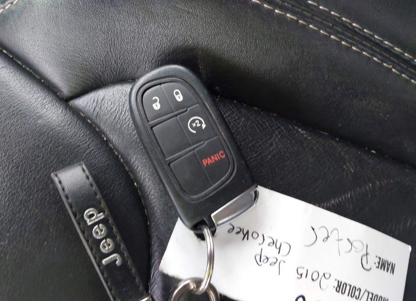 Photo 11 of 2015 Jeep Cherokee LIMITED (VIN 1C4PJMDS3FW718968)