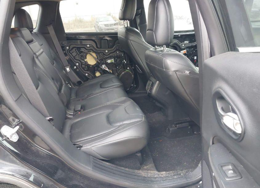 Photo 8 of 2015 Jeep Cherokee LIMITED (VIN 1C4PJMDS3FW718968)