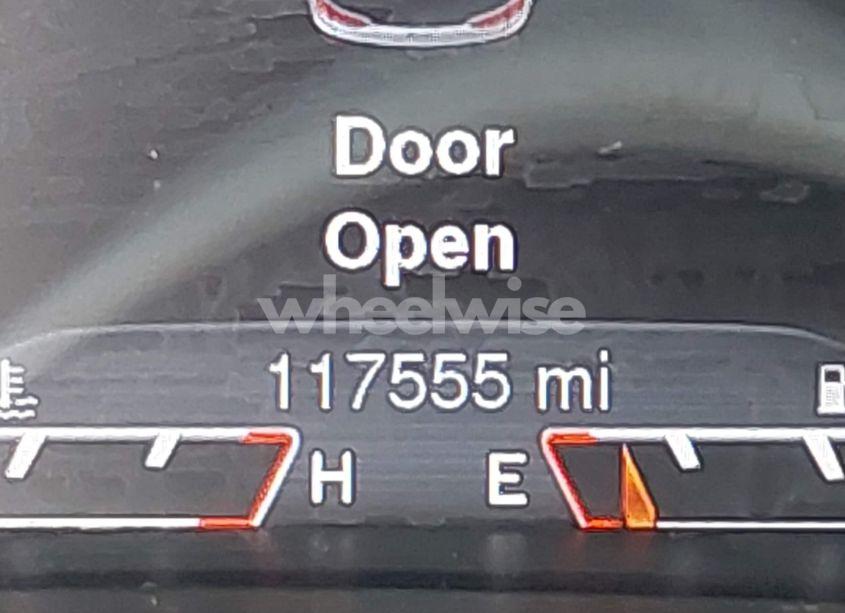 Photo 16 of 2015 Jeep Cherokee LIMITED (VIN 1C4PJMDS3FW753008)