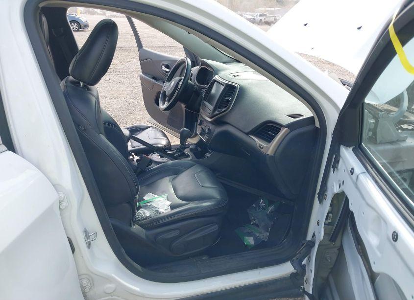 Photo 5 of 2016 Jeep Cherokee LIMITED (VIN 1C4PJMDS3GW124107)