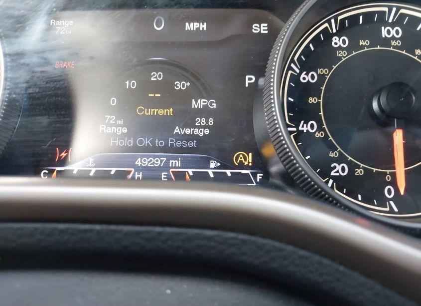 Photo 15 of 2017 Jeep Cherokee LIMITED 4X4 (VIN 1C4PJMDS3HW568847)