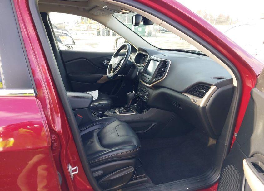 Photo 5 of 2017 Jeep Cherokee LIMITED 4X4 (VIN 1C4PJMDS3HW568847)