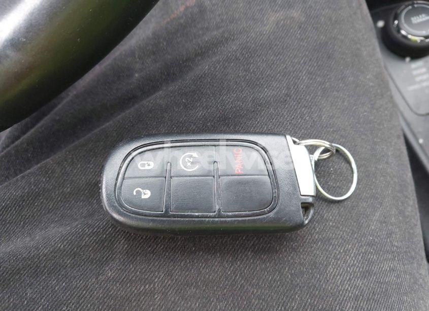 Photo 11 of 2017 Jeep Cherokee LIMITED 4X4 (VIN 1C4PJMDS3HW593716)