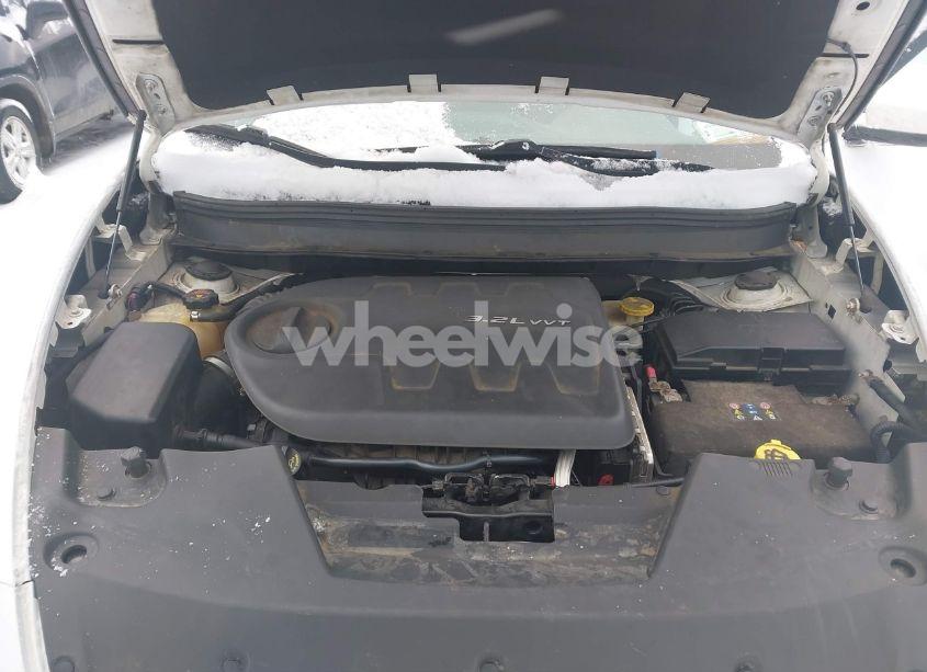 Photo 10 of 2014 Jeep Cherokee LIMITED (VIN 1C4PJMDS4EW156304)