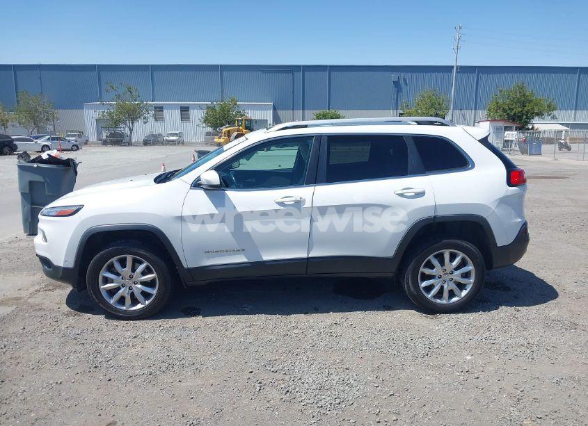 Photo 14 of 2015 Jeep Cherokee LIMITED (VIN 1C4PJMDS4FW729171)
