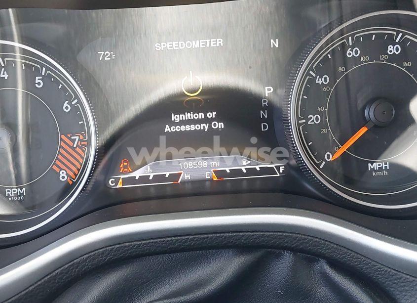 Photo 15 of 2015 Jeep Cherokee LIMITED (VIN 1C4PJMDS4FW729171)