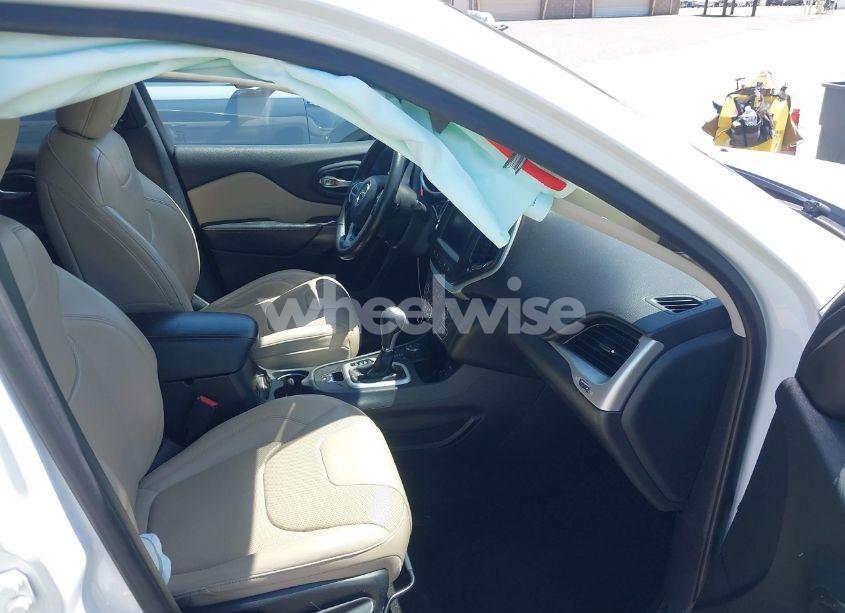 Photo 5 of 2015 Jeep Cherokee LIMITED (VIN 1C4PJMDS4FW729171)