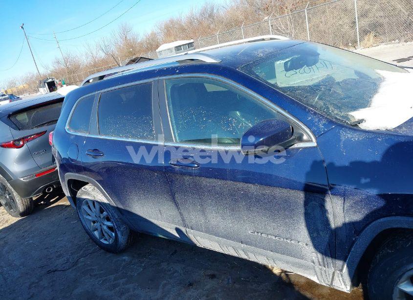 Photo 14 of 2015 Jeep Cherokee LIMITED (VIN 1C4PJMDS4FW735584)