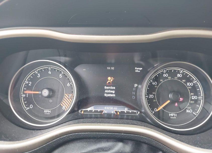 Photo 7 of 2015 Jeep Cherokee LIMITED (VIN 1C4PJMDS4FW762929)